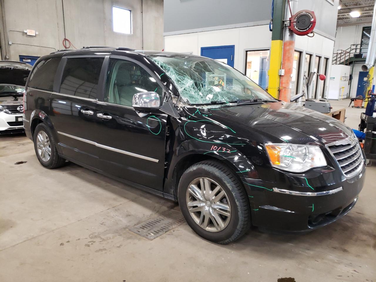 2A4RR7DX0AR399202 2010 Chrysler Town & Country Limited