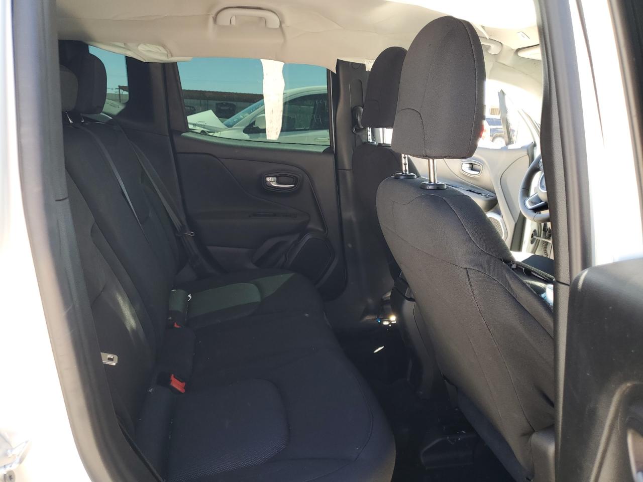 ZACNJDB17PPP56166 2023 Jeep Renegade Latitude