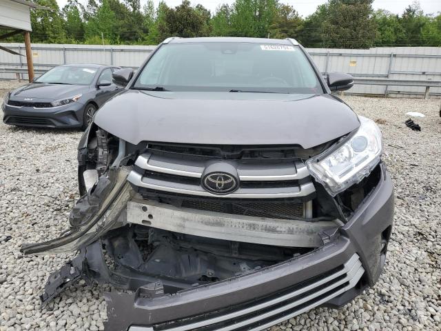 VIN 5TDKZRFH6KS555101 2019 Toyota Highlander, SE no.5