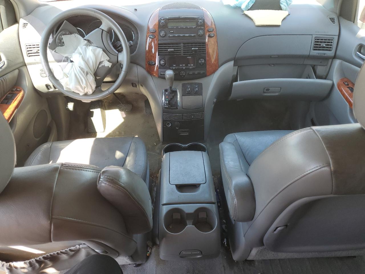 5TDZK22C08S163017 2008 Toyota Sienna Xle