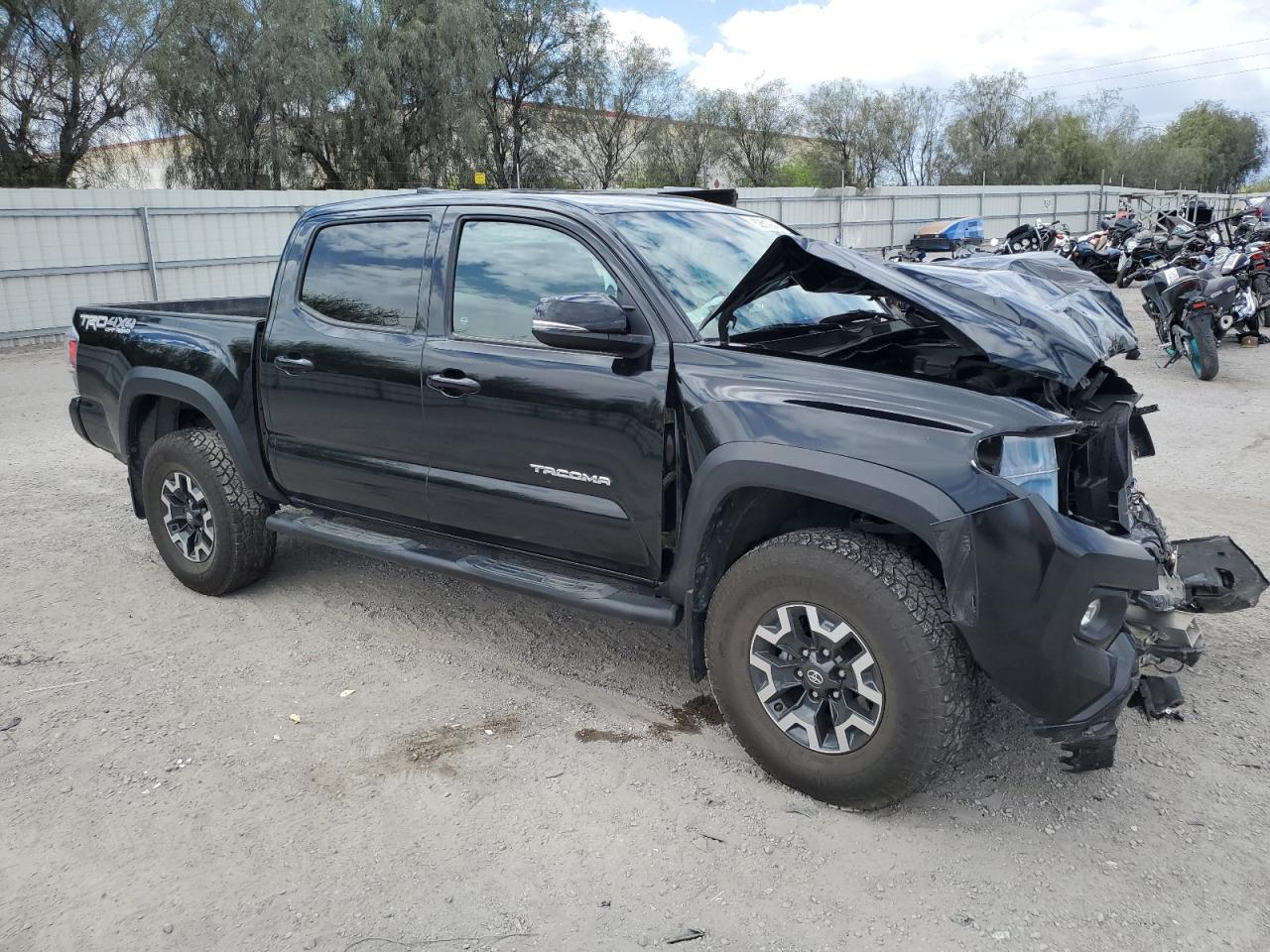 2022 Toyota Tacoma Double Cab vin: 3TMCZ5ANXNM477839