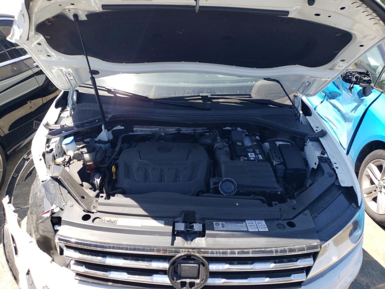 3VV2B7AX6KM015580 2019 Volkswagen Tiguan Se
