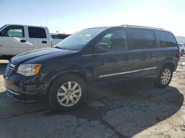 Lot #2487361168 2014 CHRYSLER TOWN & COU salvage car