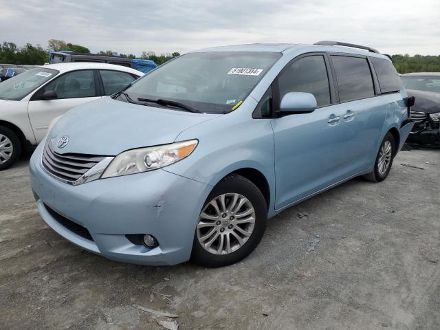 TOYOTA SIENNA XLE