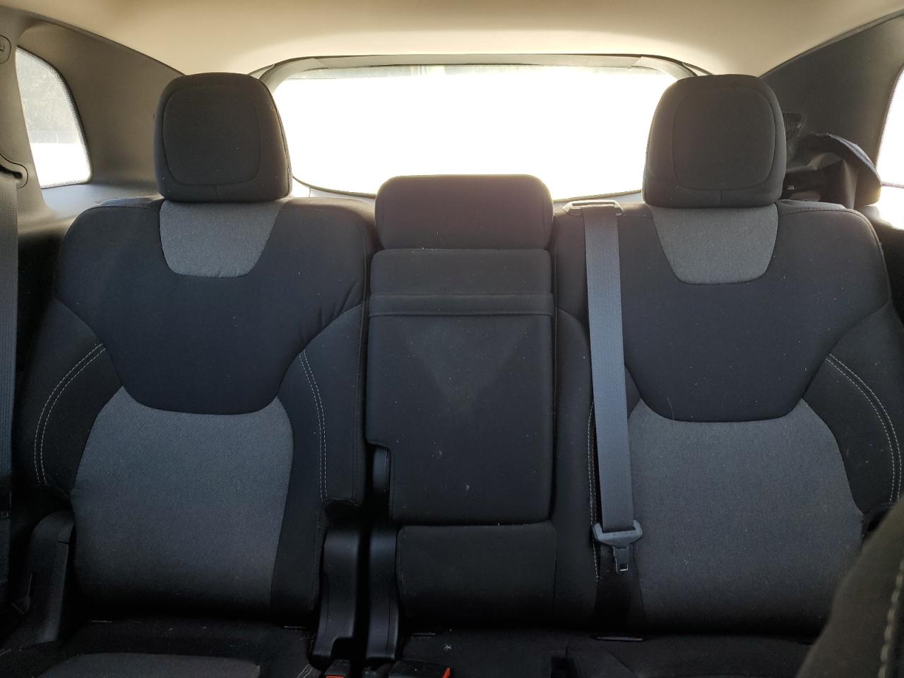 1C4PJLAB4FW670136 2015 Jeep Cherokee Sport