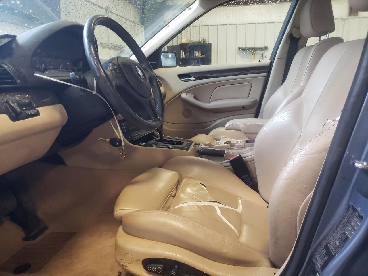 WBAEU33412PF71694 2002 BMW 325 Xi