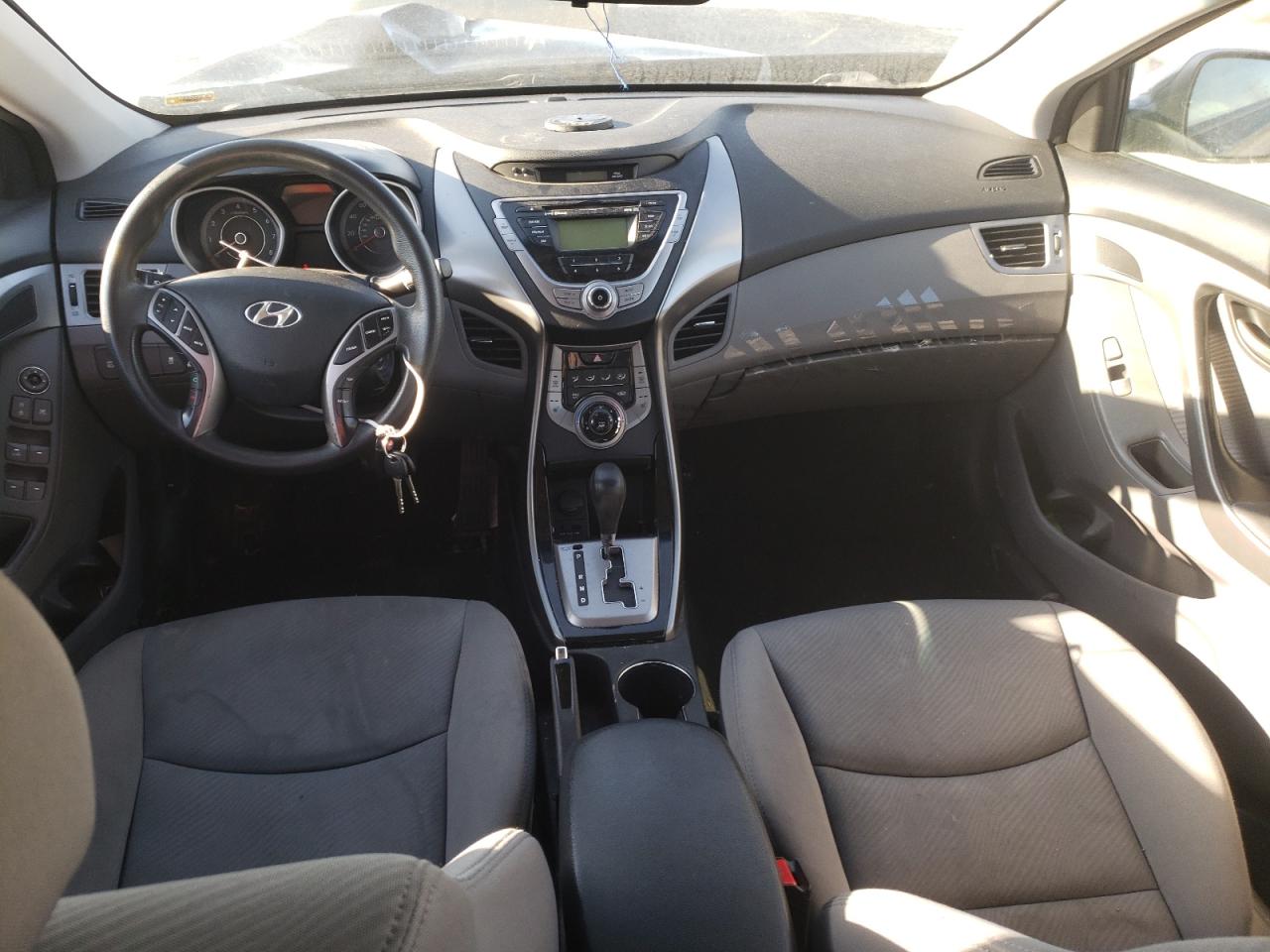KMHDH4AE3DU555613 2013 Hyundai Elantra Gls