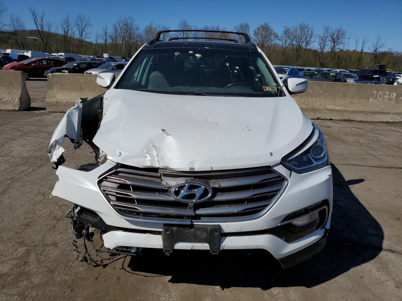 5XYZUDLB8JG518417 2018 Hyundai Santa Fe Sport