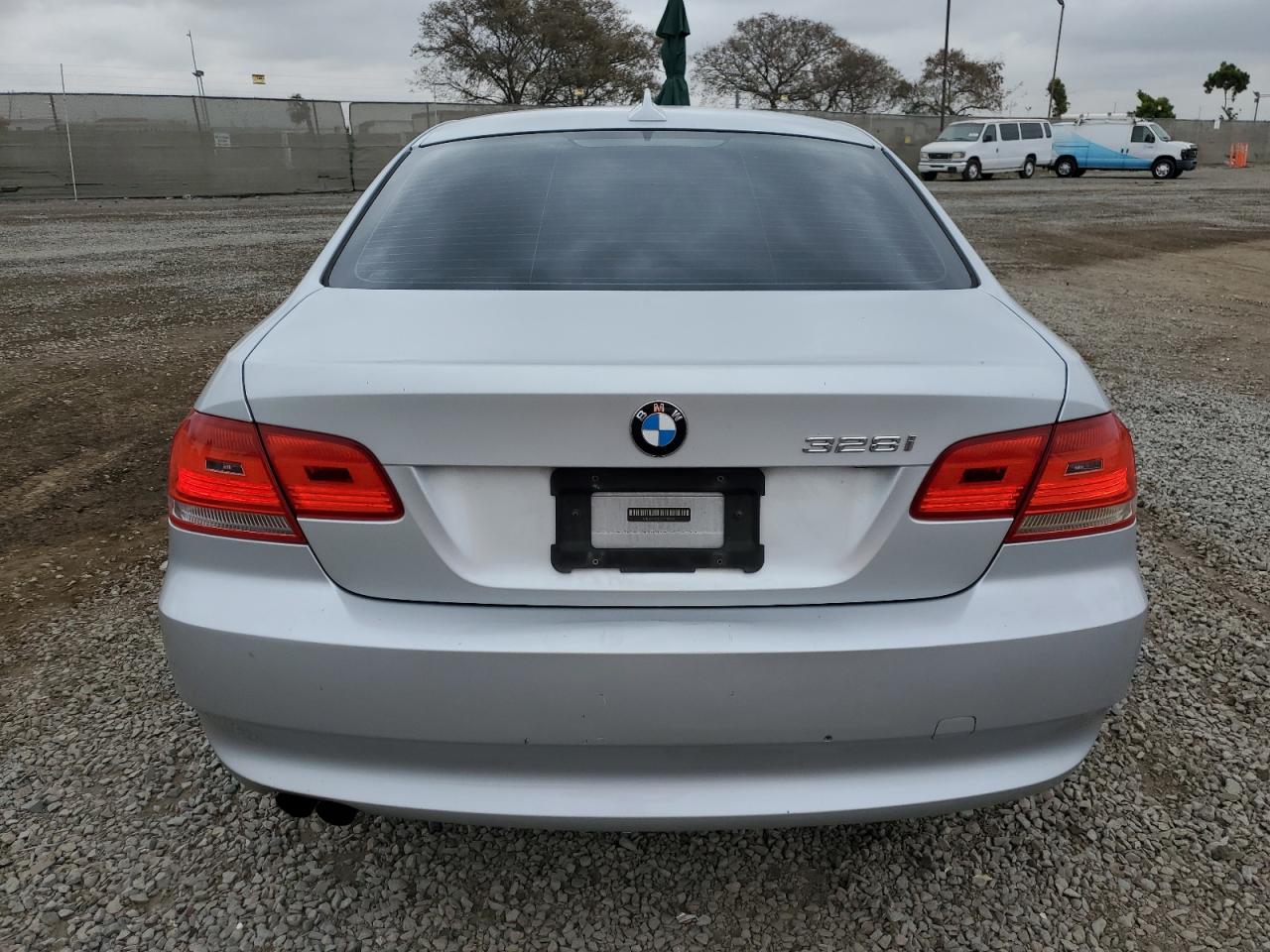 WBAWV13577P117579 2007 BMW 328 I Sulev