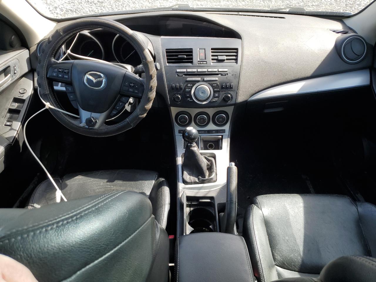 JM1BL1W63B1368543 2011 Mazda 3 S