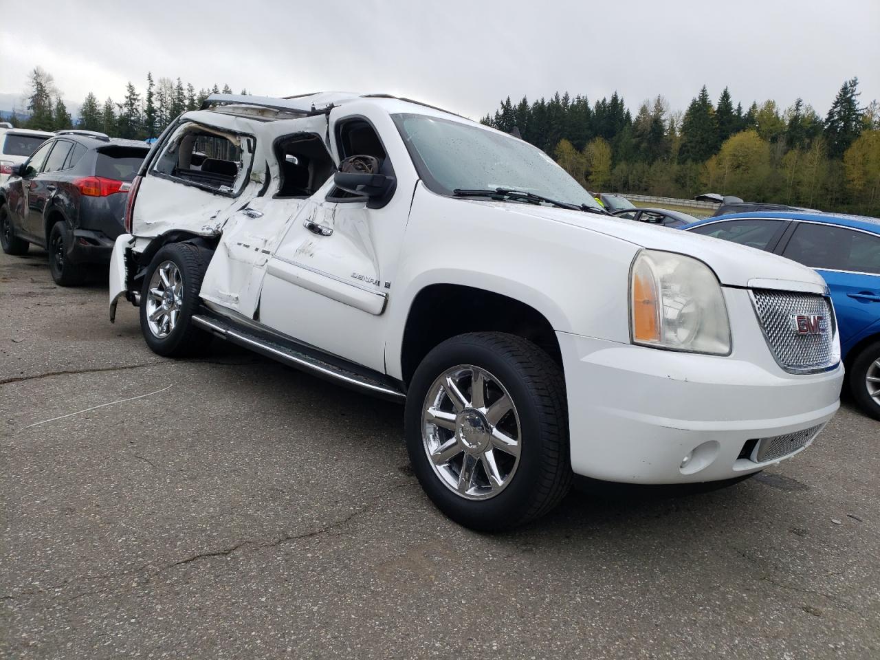 1GKFK63817J334300 2007 GMC Yukon Denali