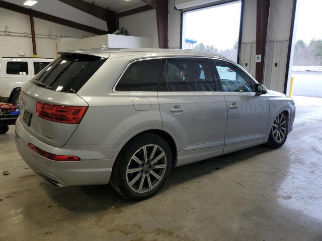 VIN WA1LHAF73JD008081 2018 Audi Q7, Premium Plus no.3