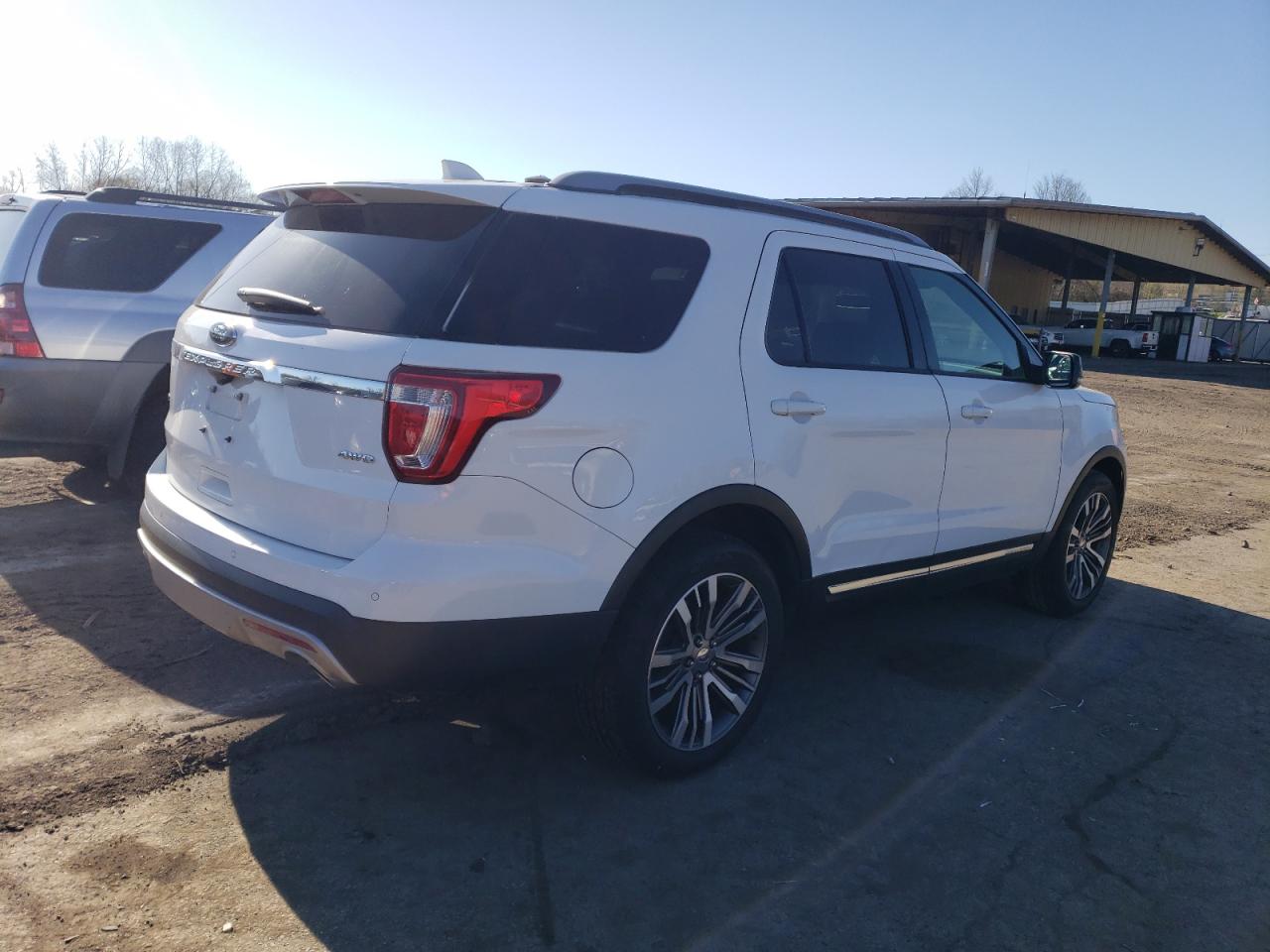 1FM5K8D88HGC28230 2017 Ford Explorer Xlt