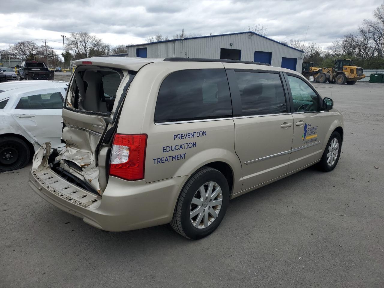 Lot #2519691225 2014 CHRYSLER TOWN & COU