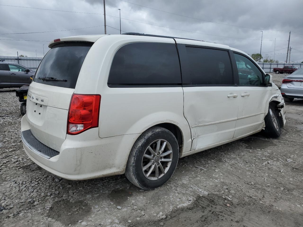 2C4RDGCG2DR538045 2013 Dodge Grand Caravan Sxt