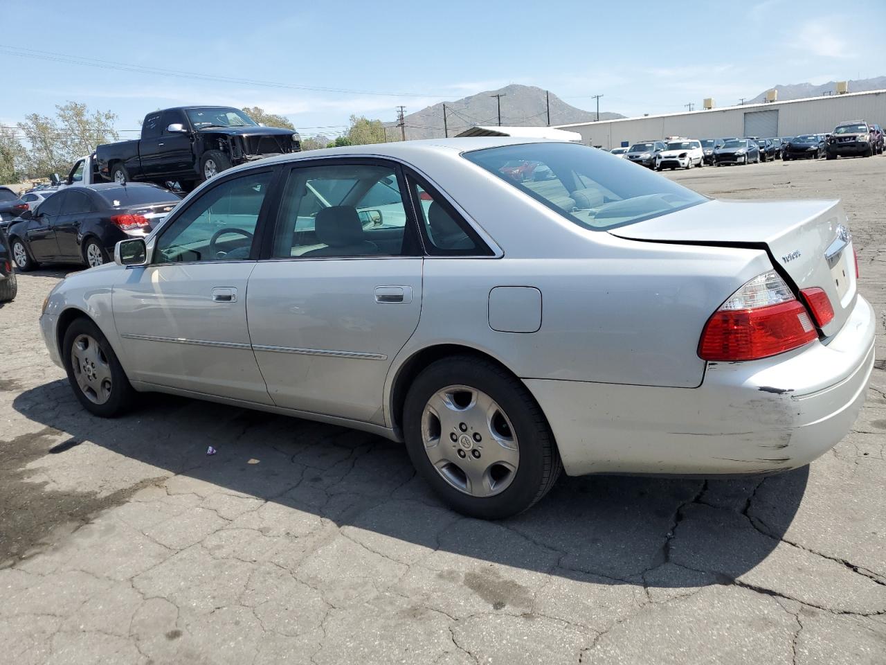 4T1BF28B13U284627 2003 Toyota Avalon Xl