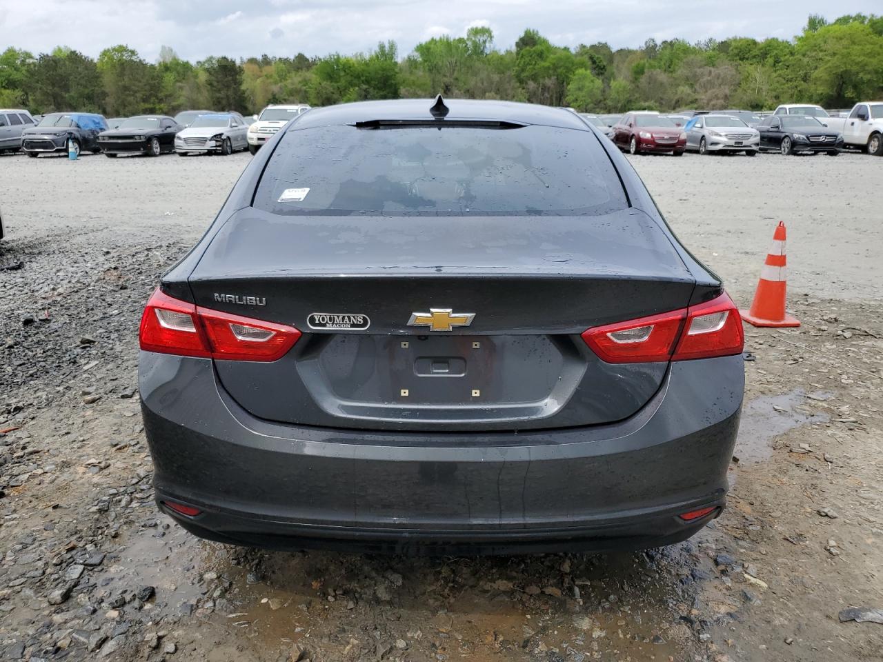 2018 Chevrolet Malibu Ls vin: 1G1ZB5ST8JF116396