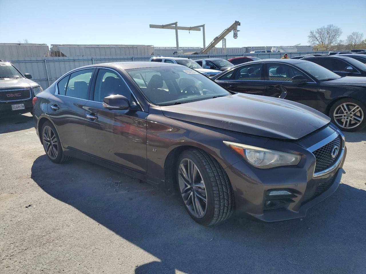 2014 Infiniti Q50 Base vin: JN1BV7AR5EM686975