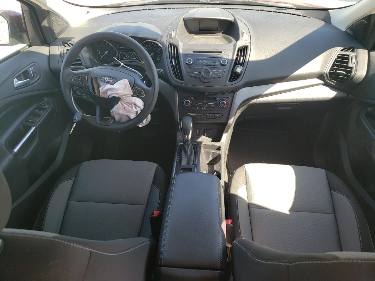 1FMCU0GD7JUA94121 FORD ESCAPE 2018