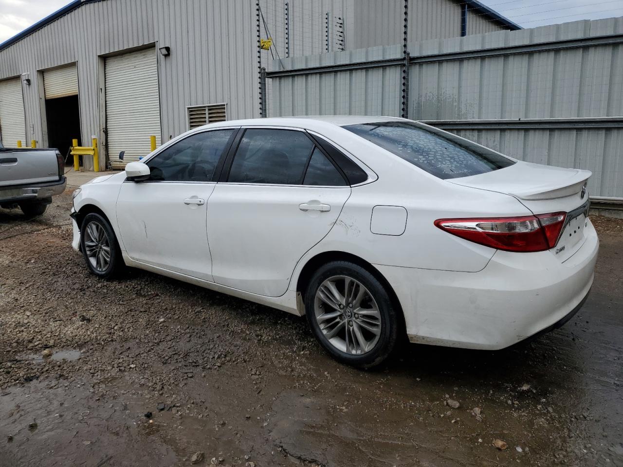 4T1BF1FK0HU805406 2017 Toyota Camry Le