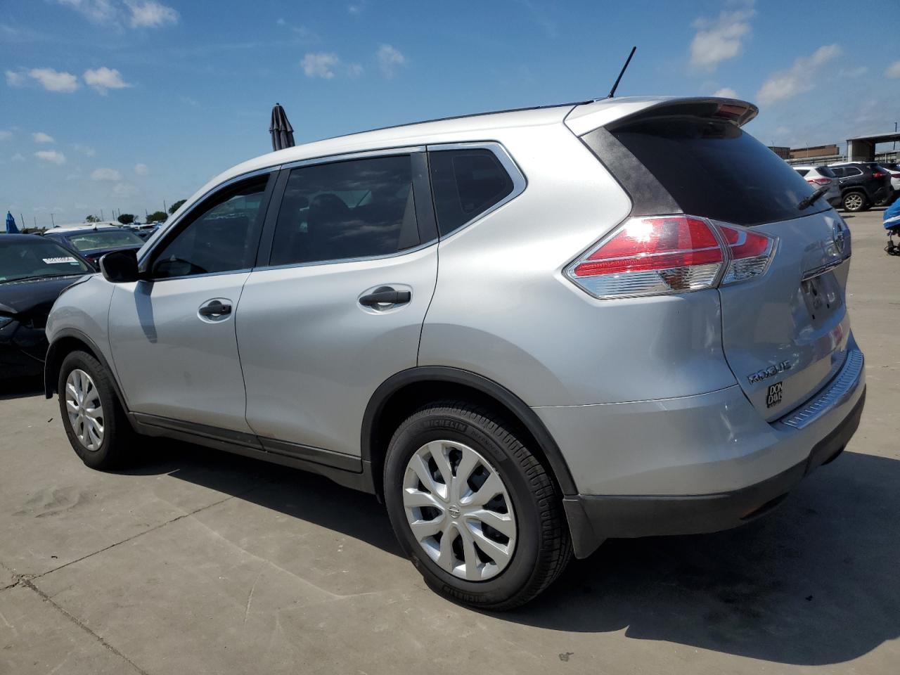 Lot #2489903751 2016 NISSAN ROGUE S