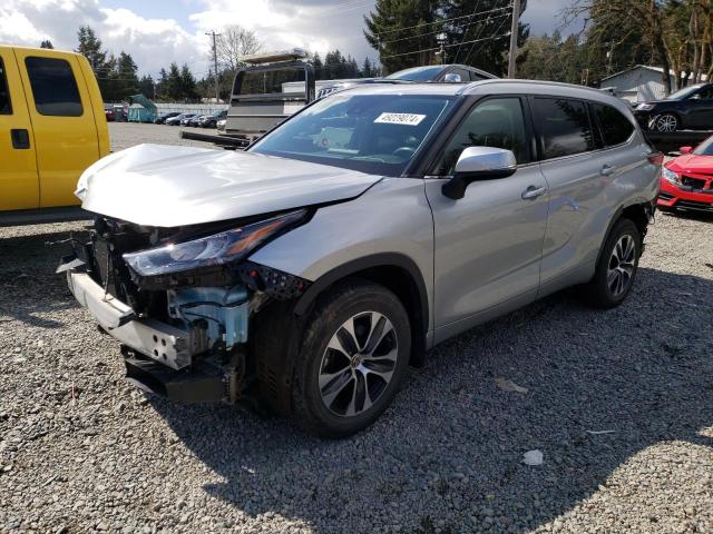 VIN 5TDGZRBH8LS520699 2020 Toyota Highlander, Xle no.1