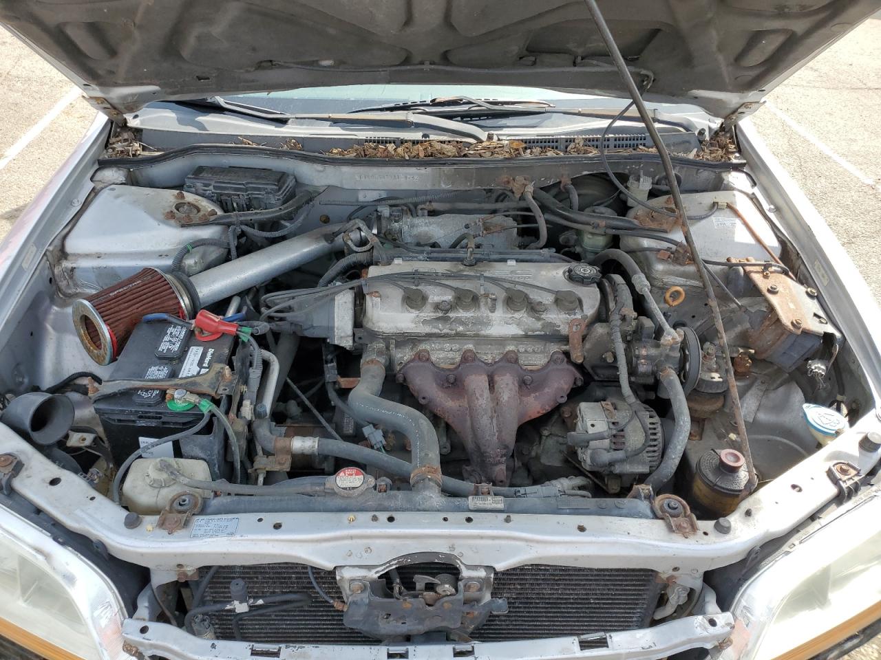 1HGCG5547YA134142 2000 Honda Accord Lx