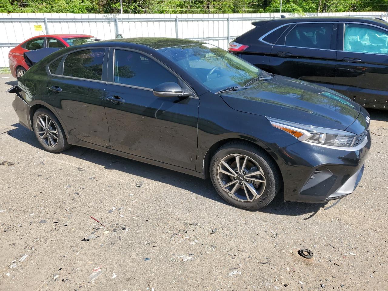 2022 Kia Forte Fe vin: 3KPF24AD6NE471842