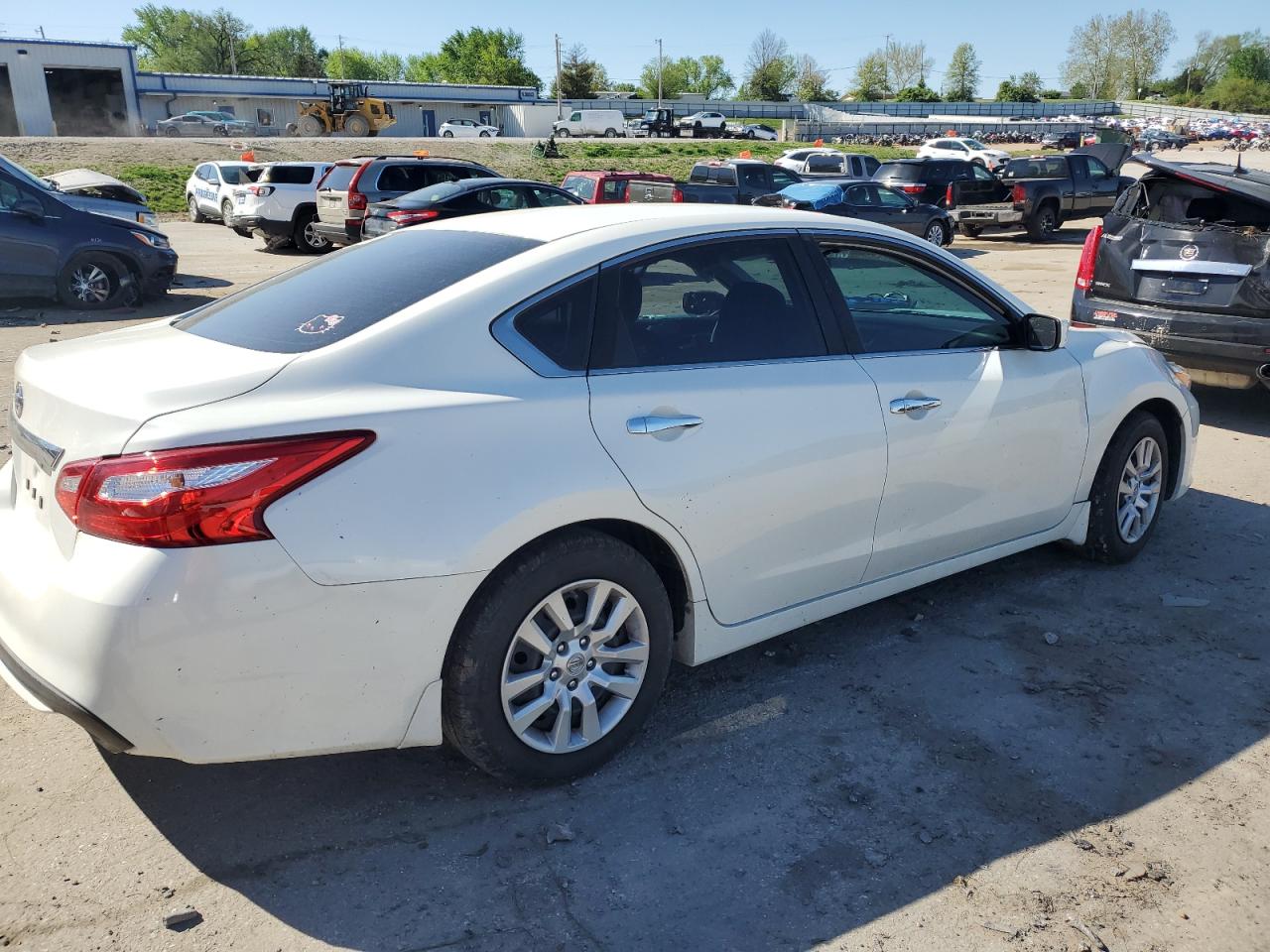 2016 Nissan Altima 2.5 vin: 1N4AL3AP2GN388327