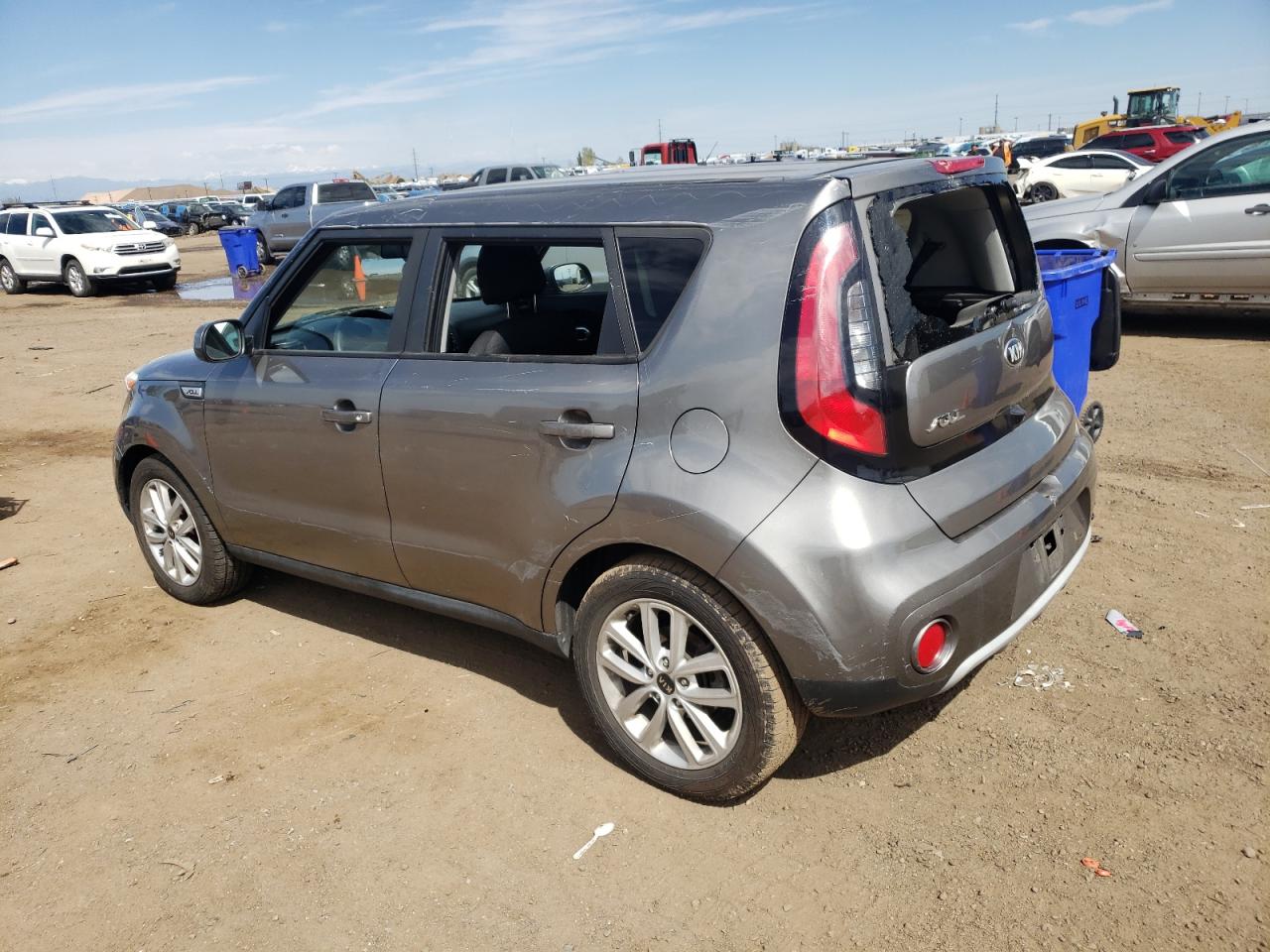 KNDJP3A58K7649664 2019 Kia Soul +