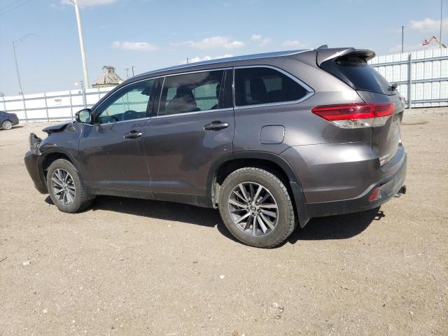 VIN 5TDJZRFH5KS569826 2019 Toyota Highlander, SE no.2