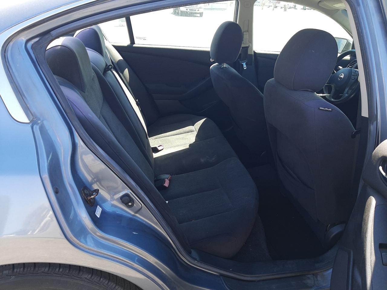 1N4AL2AP9AN548866 2010 Nissan Altima Base