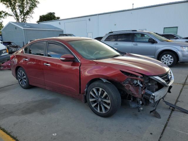 2017 Nissan Altima - Image 4
