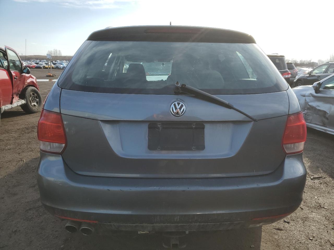 3VWKX7AJ3AM626237 2010 Volkswagen Jetta S