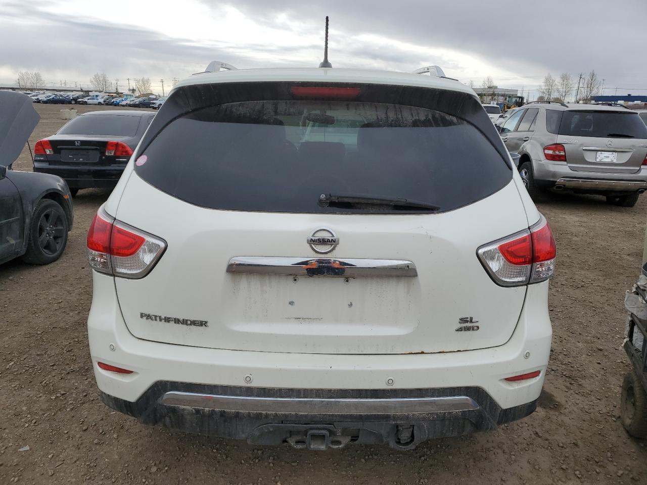 2015 Nissan Pathfinder S vin: 5N1AR2MM2FC635985