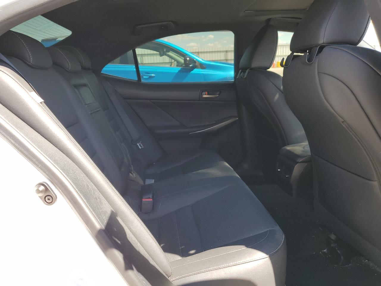 JTHBE1D28H5030551 2017 Lexus Is 350