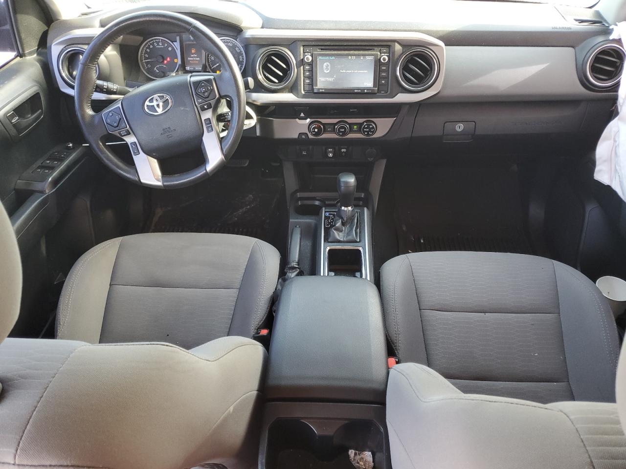 VIN: 5TFAZ5CN0JX059251 2018 TOYOTA TACOMA