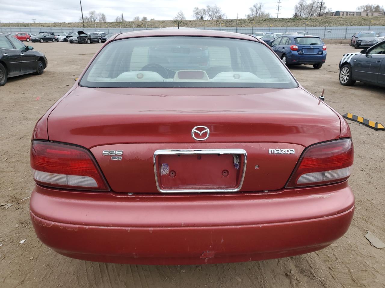 1YVGF22C1X5879385 1999 Mazda 626 Es
