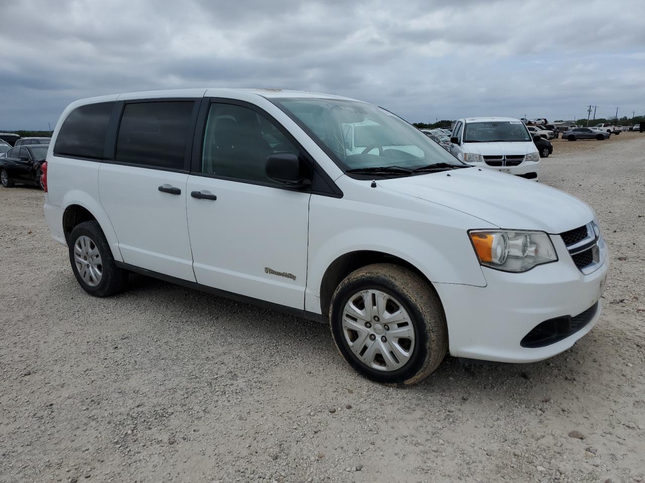 2C7WDGBG8KR526924 2019 Dodge Grand Caravan Se