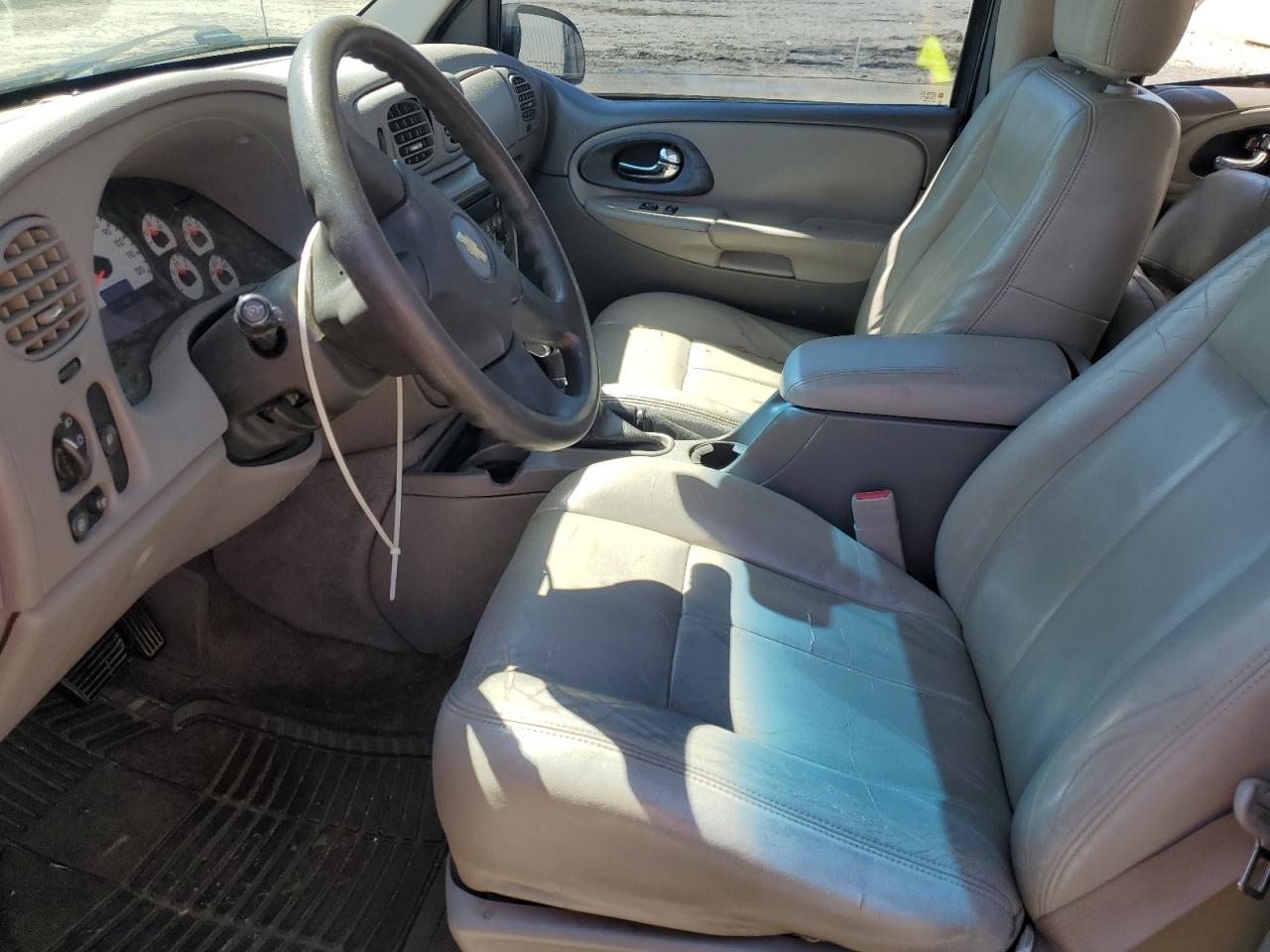 1GNDT13S152102678 2005 Chevrolet Trailblazer Ls