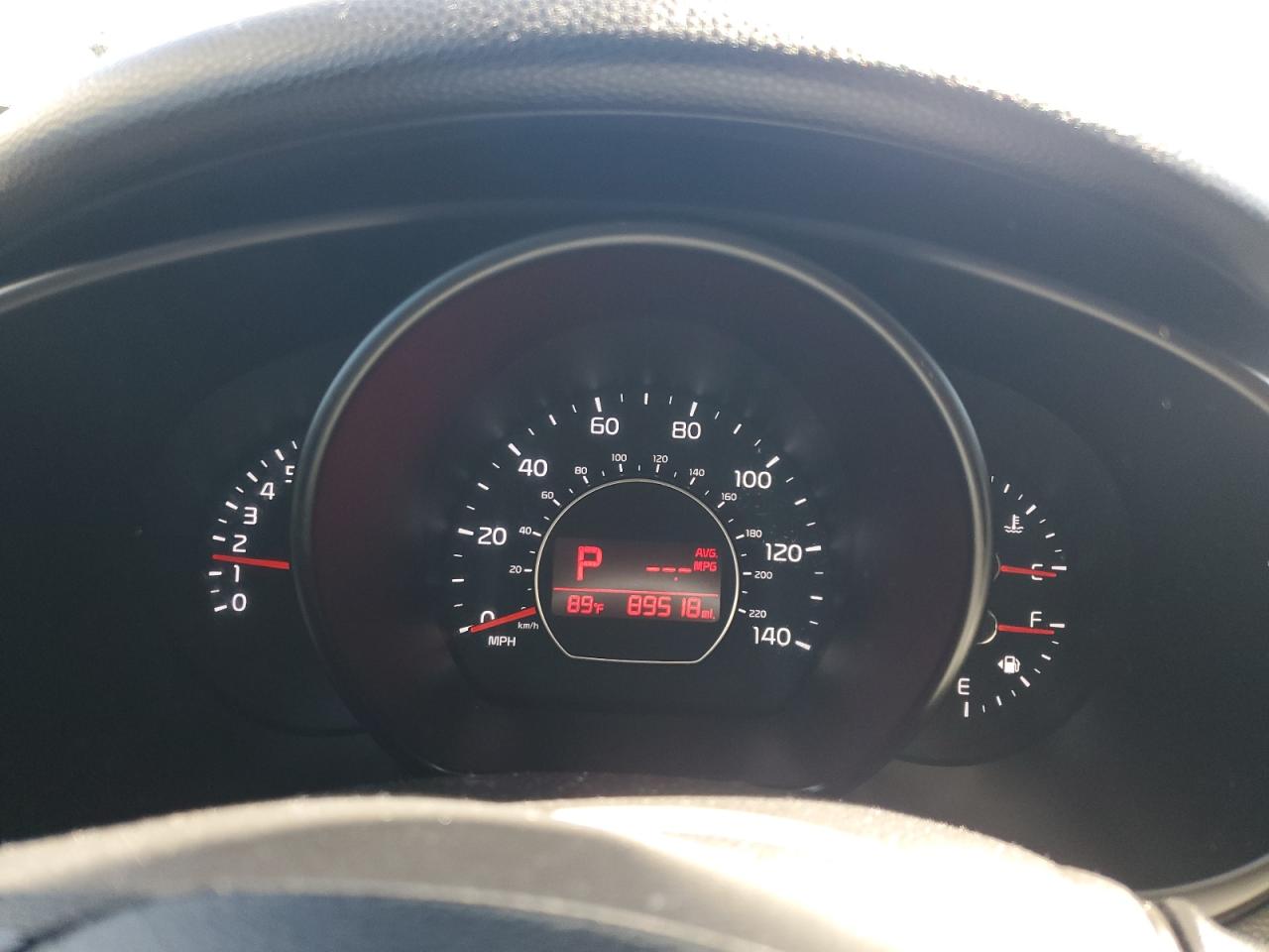 KNDJP3A54H7444593 2017 Kia Soul +