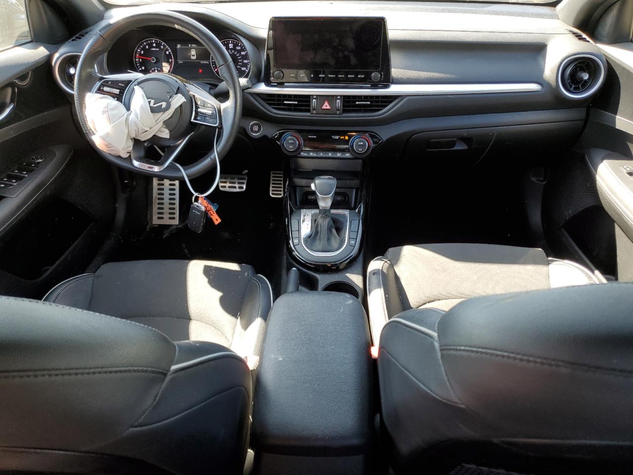 3KPF54AD3PE548581 2023 Kia Forte Gt Line