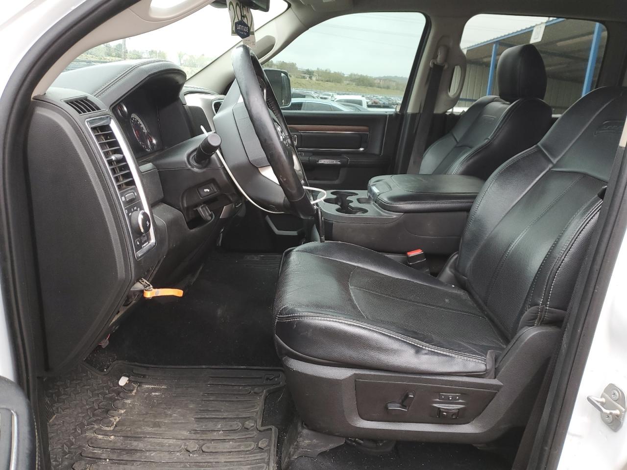 1C6RR7NM1JS356780 2018 Ram 1500 Laramie