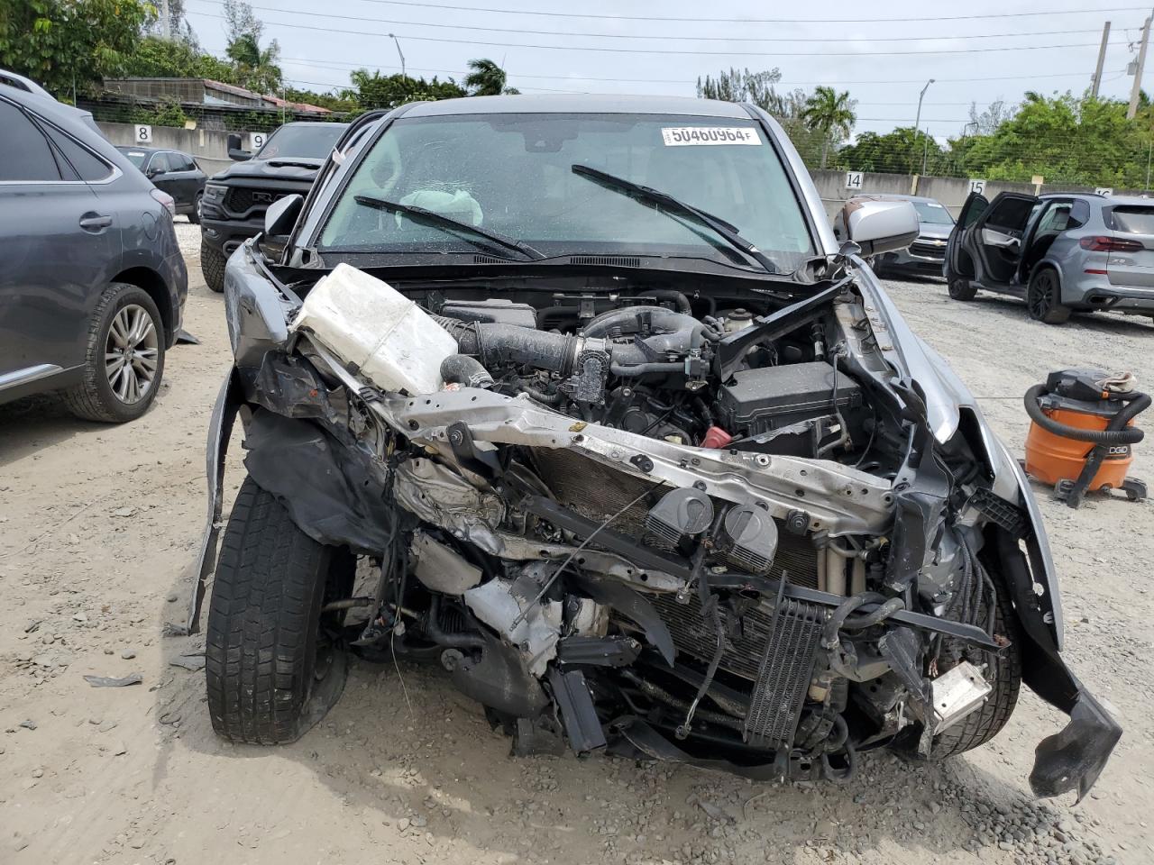 5TFAZ5CN8JX063791 2018 Toyota Tacoma Double Cab