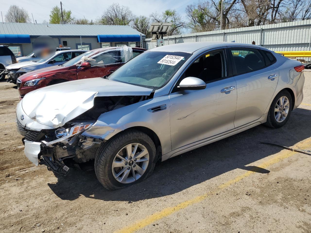 5XXGT4L38HG158938 2017 Kia Optima Lx