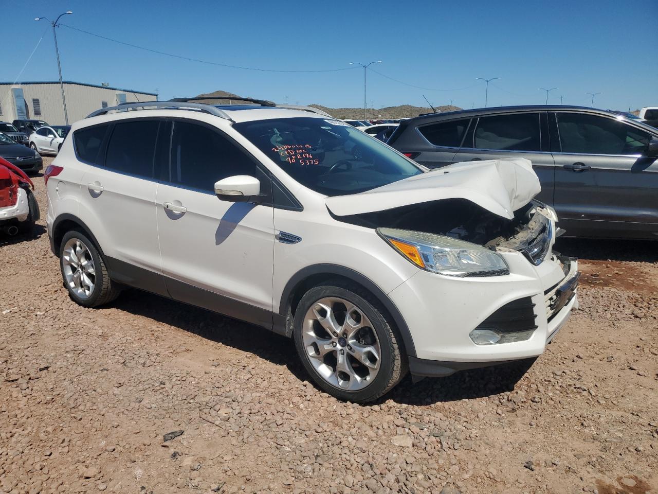 1FMCU9J99EUD55375 2014 Ford Escape Titanium