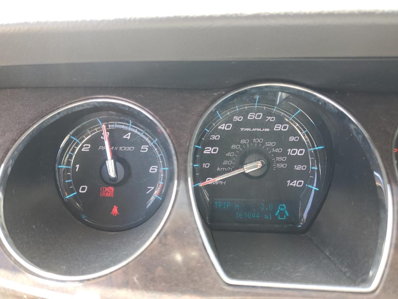 1FAHP2FW0BG133945 2011 Ford Taurus Limited