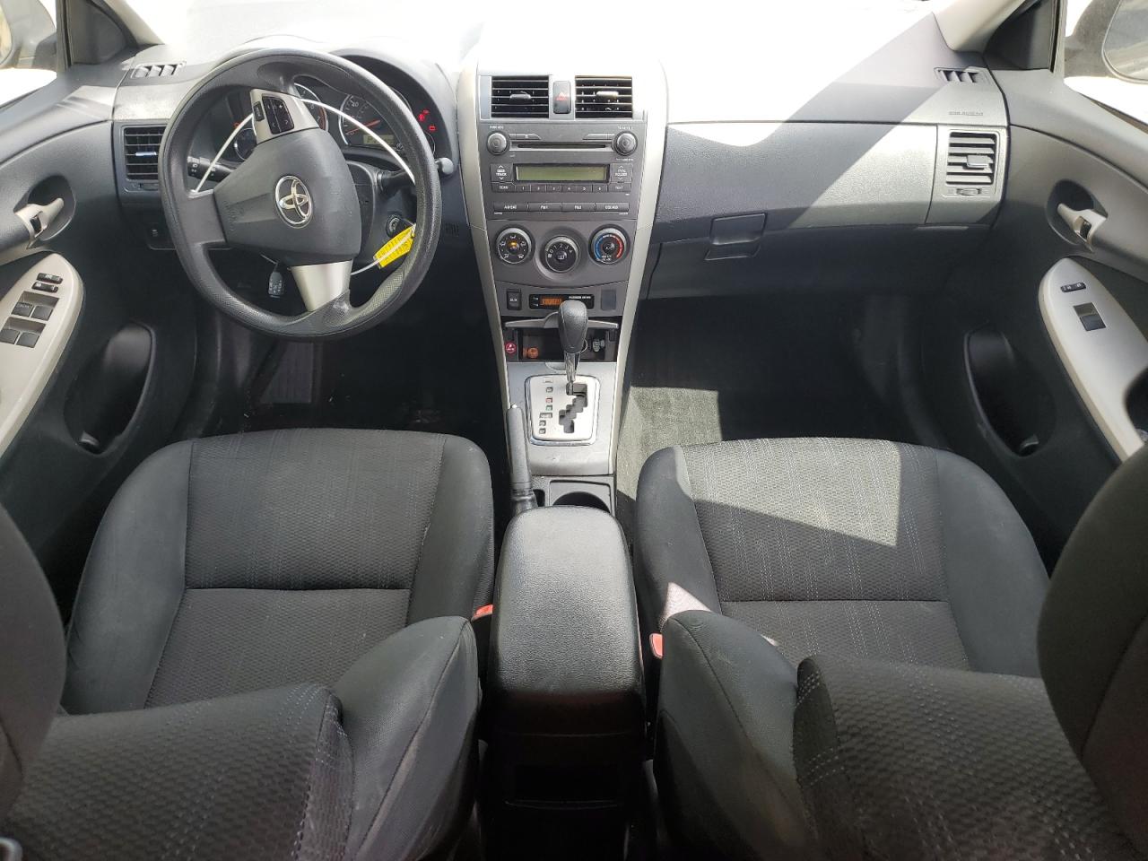 2T1BU4EE4BC596974 2011 Toyota Corolla Base