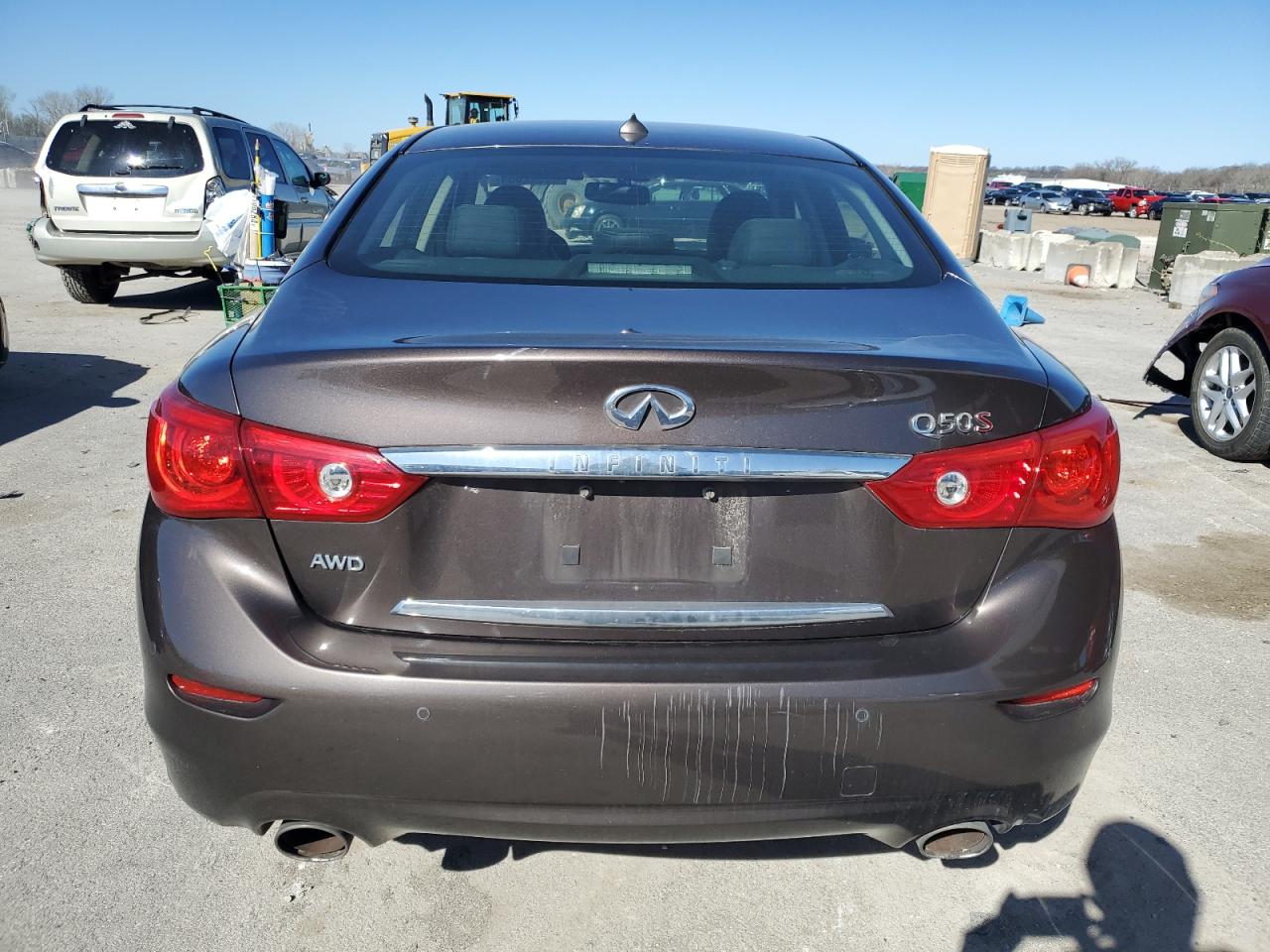 2014 Infiniti Q50 Base vin: JN1BV7AR5EM686975