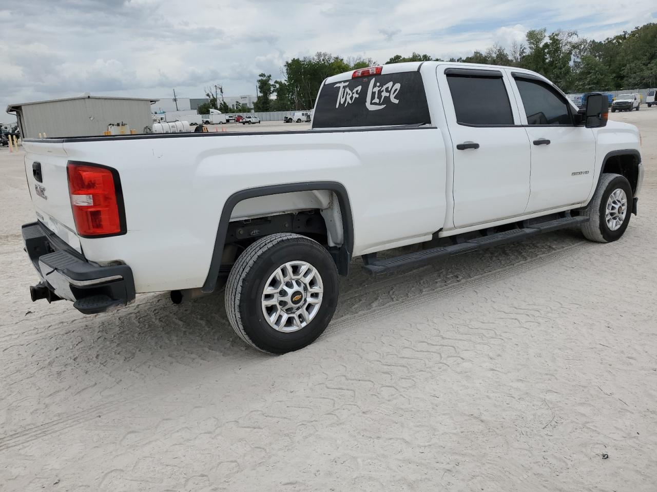 2016 GMC Sierra K2500 Heavy Duty vin: 1GT12RE80GF212566